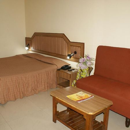 Hotel Lara India Βαρανάσι Εξωτερικό φωτογραφία