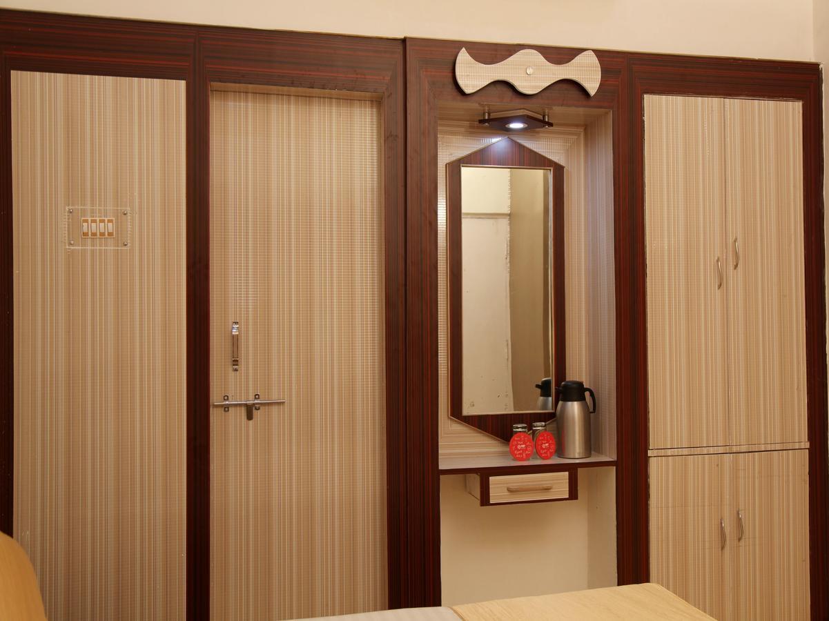 Hotel Lara India Βαρανάσι Εξωτερικό φωτογραφία