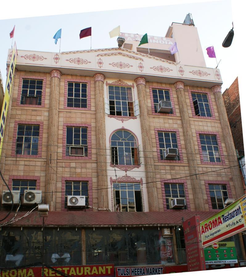 Hotel Lara India Βαρανάσι Εξωτερικό φωτογραφία