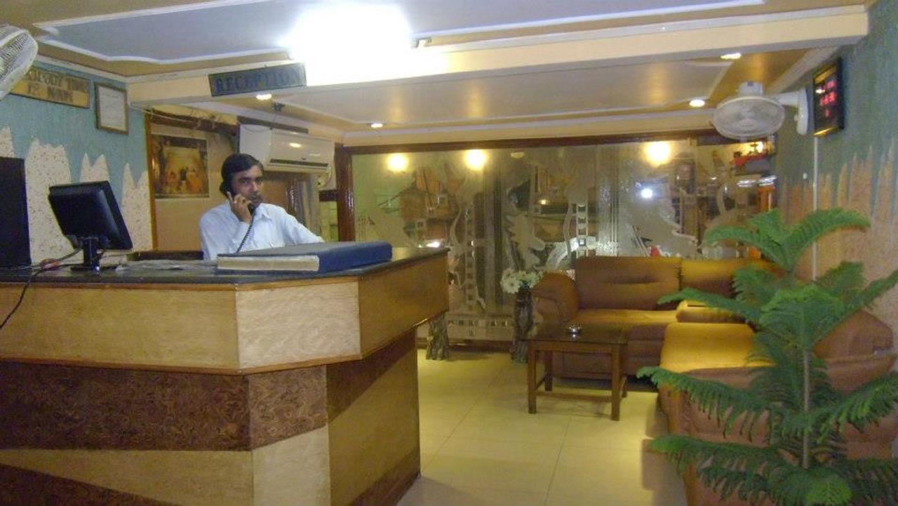 Hotel Lara India Βαρανάσι Εξωτερικό φωτογραφία